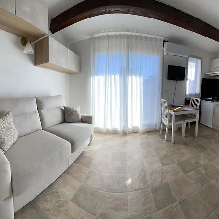 Appartement Pinede Piscine Clim Proche Plage Village Naturiste Agde Exterior photo
